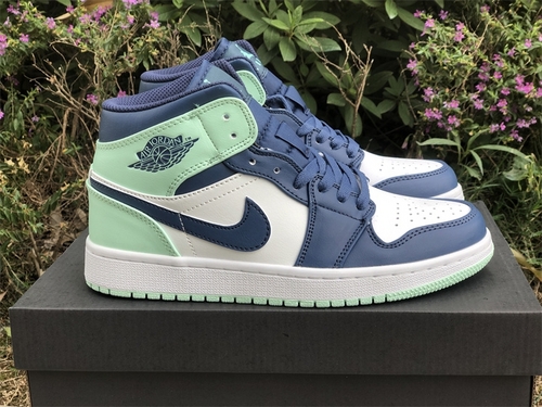 Original version_ Air Jordan 1 MID _Blue Mint_ gang_ mint blue color matching_ the item number_ 554724-413_ full code shipment 36 --- 45-d75202ab
